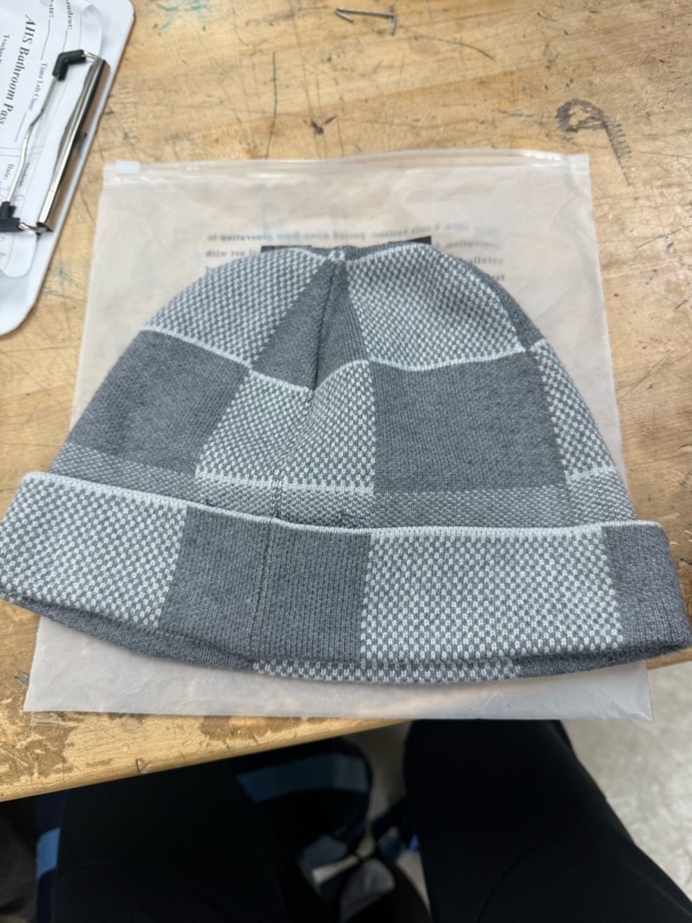Louis Vuitton Gray Checker Knit Beanie with Navy Logo Tab - Picture 2 of 4